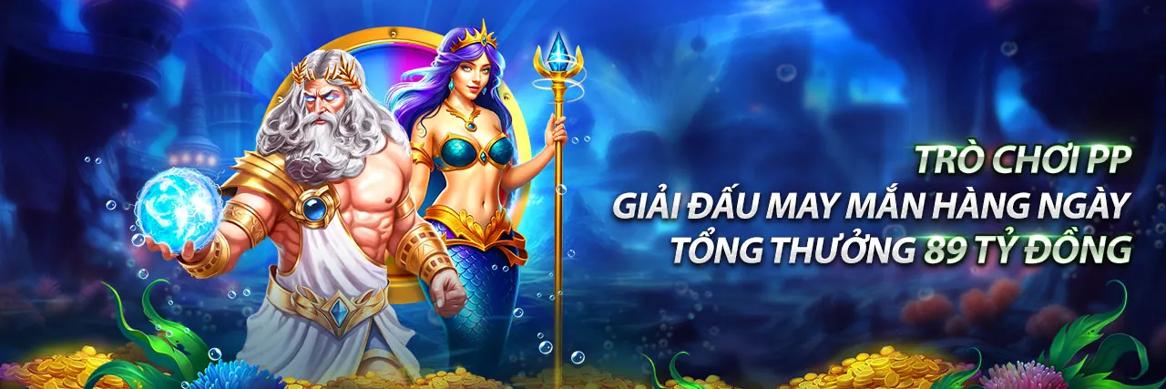 Sân vận động bóng đá với khán giả cổ vũ và logo 79clubs